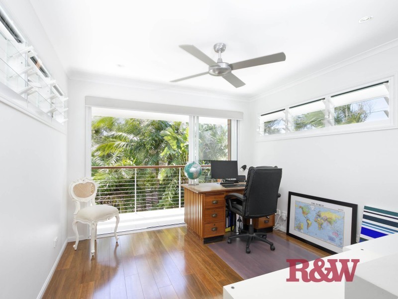 14 Wavecrest Drive, Castaways Beach QLD 4567