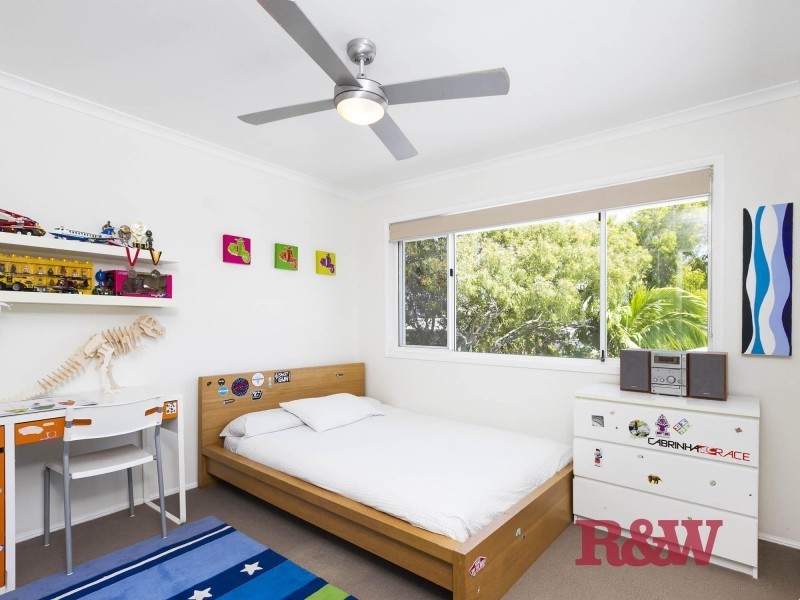 14 Wavecrest Drive, Castaways Beach QLD 4567