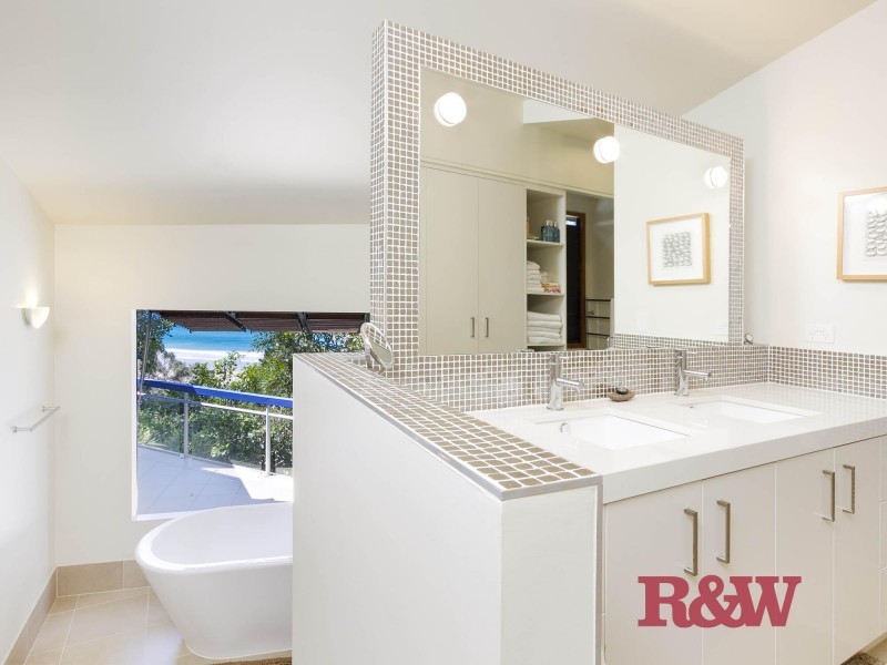 36 Arakoon Crescent, Sunshine Beach QLD 4567