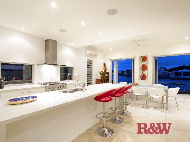 19 Waterside Court, Noosa Waters QLD 4566