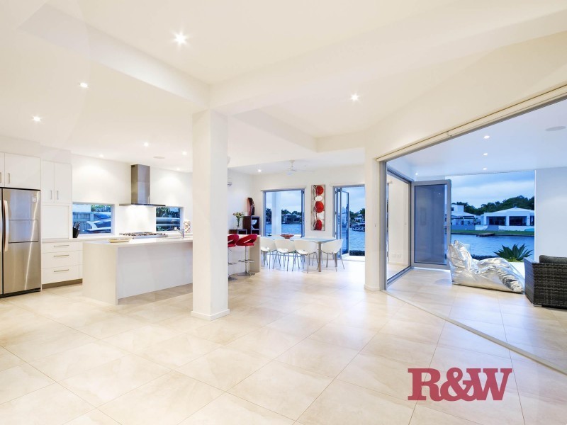 19 Waterside Court, Noosa Waters QLD 4566