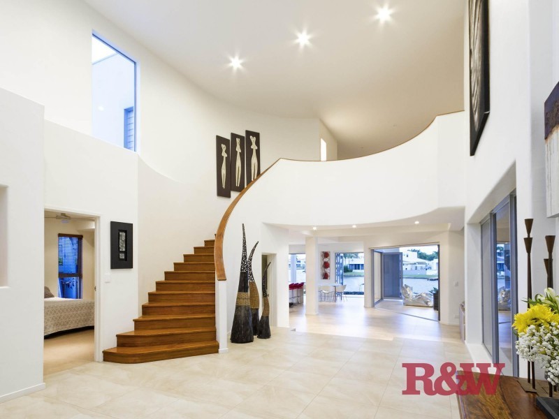 19 Waterside Court, Noosa Waters QLD 4566