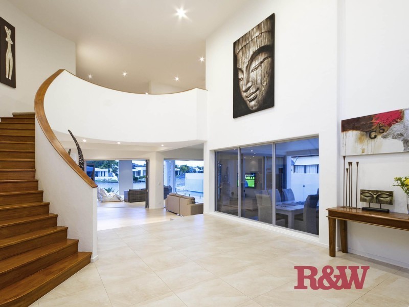 19 Waterside Court, Noosa Waters QLD 4566