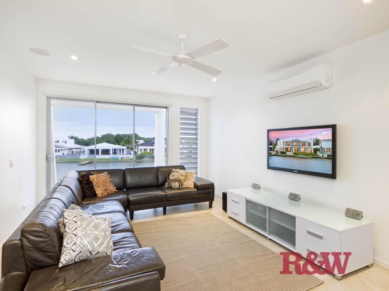 19 Waterside Court, Noosa Waters QLD 4566