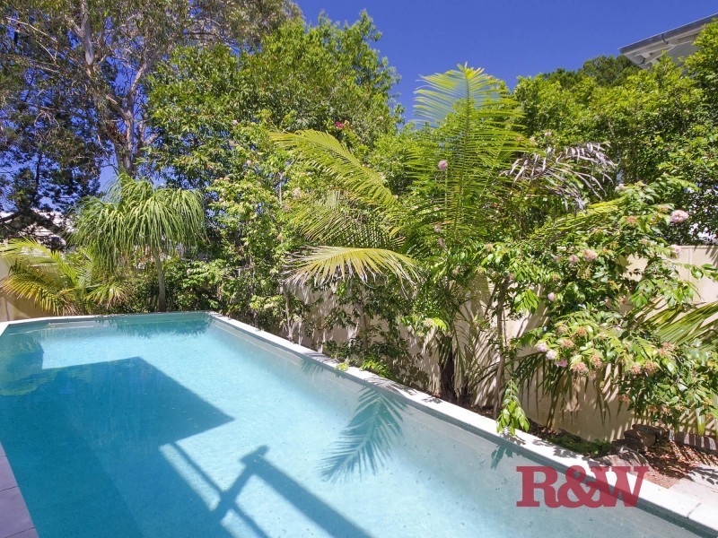 16 Viewland Drive, Noosa Heads QLD 4567