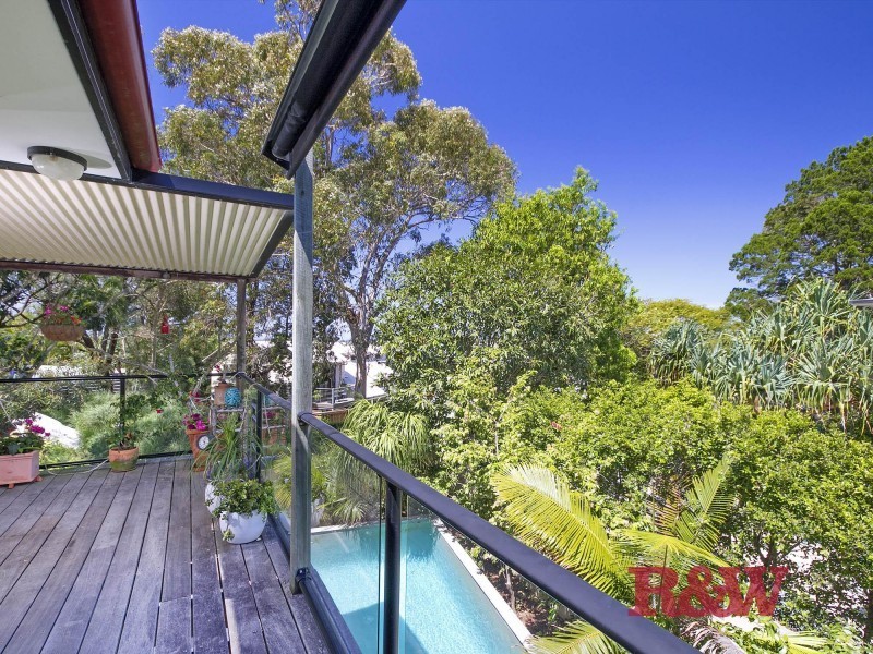 16 Viewland Drive, Noosa Heads QLD 4567