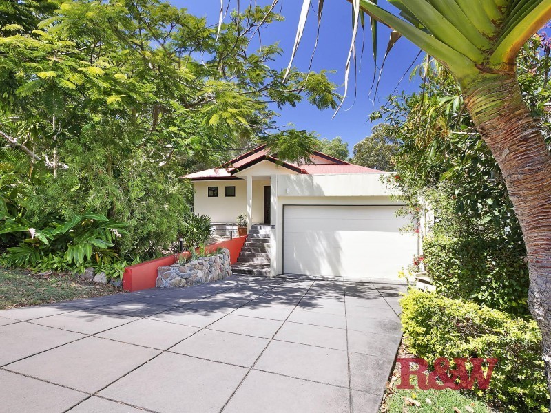 16 Viewland Drive, Noosa Heads QLD 4567