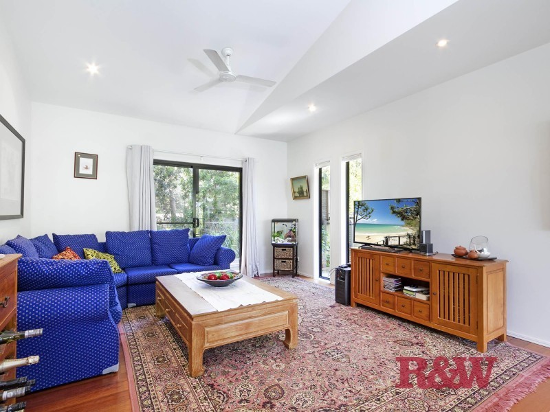 16 Viewland Drive, Noosa Heads QLD 4567