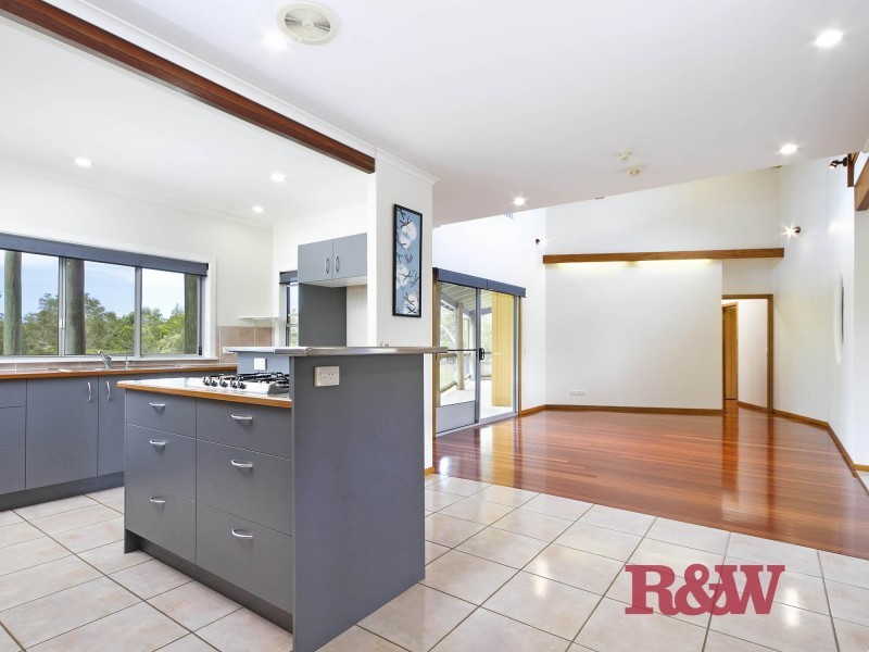 4 Amaroo Place, Cooroibah QLD 4565