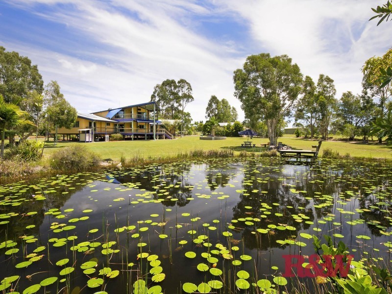 4 Amaroo Place, Cooroibah QLD 4565