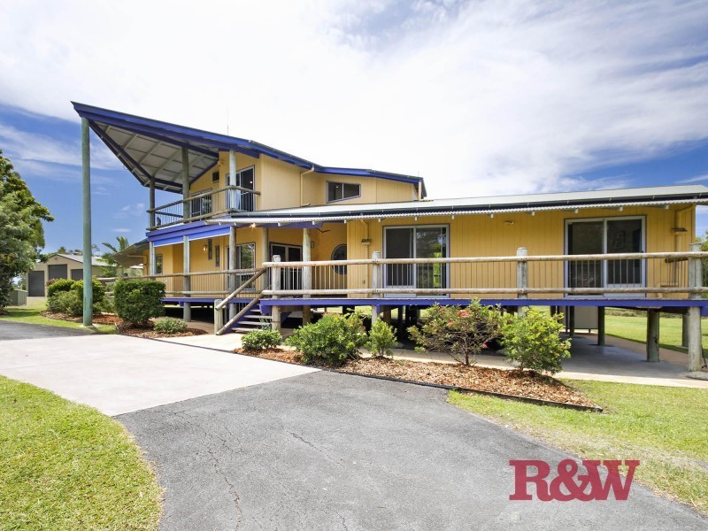 4 Amaroo Place, Cooroibah QLD 4565