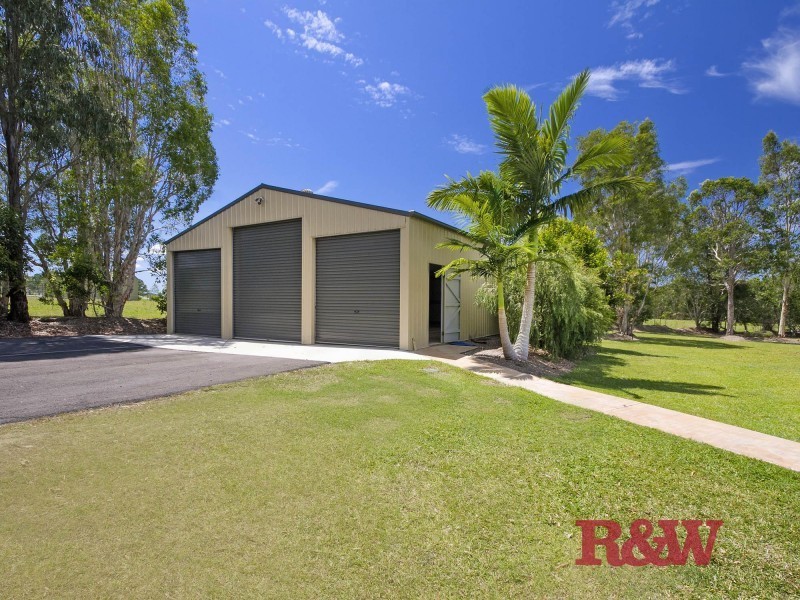 4 Amaroo Place, Cooroibah QLD 4565