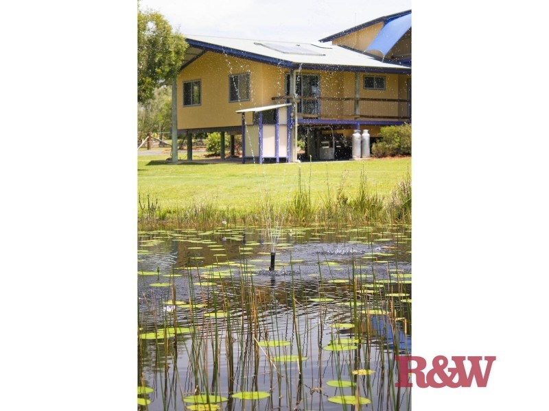 4 Amaroo Place, Cooroibah QLD 4565