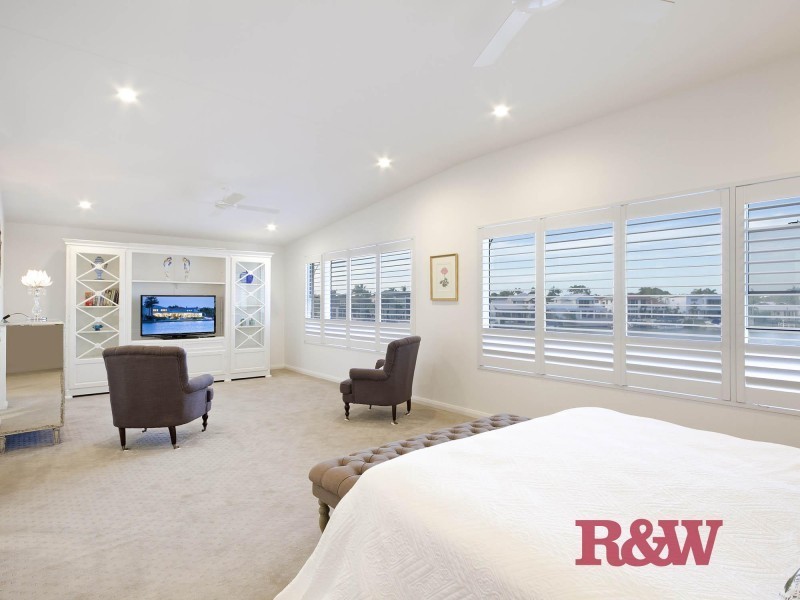 37 Masthead Quay, Noosa Waters QLD 4566