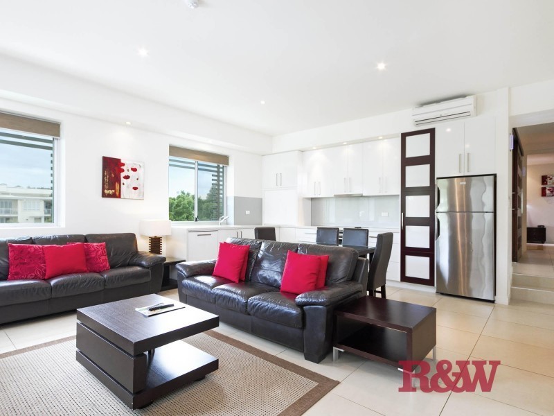 21/49 ‘On The Beach’ Hastings Street, Noosa Heads QLD 4567