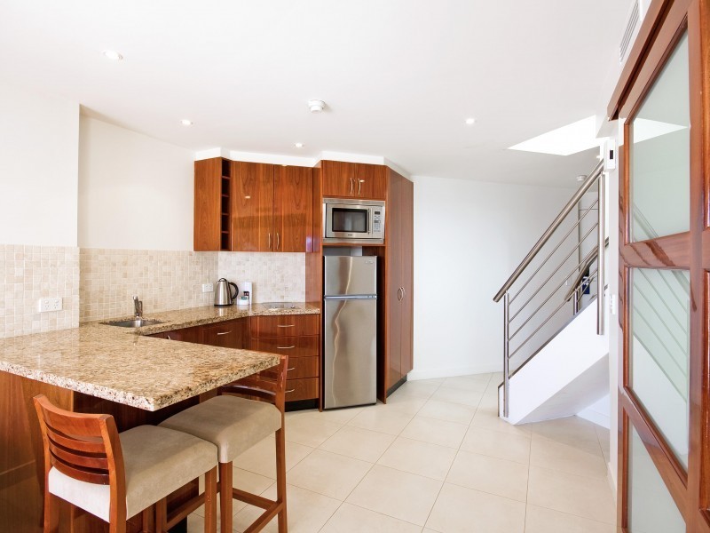 410 /71′Netanya’ Hastings Street, Noosa Heads QLD 4567