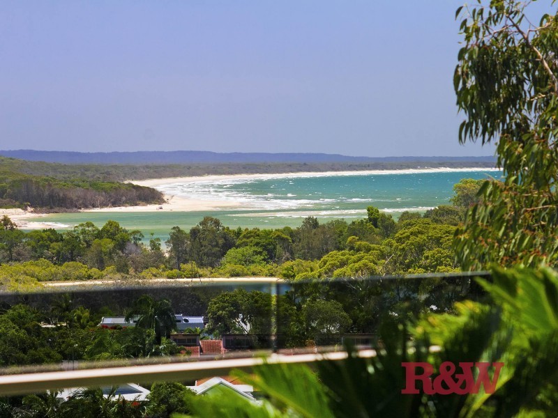 19/10 ‘Iluka Penthouse’ Serenity Close, Noosa Heads QLD 4567
