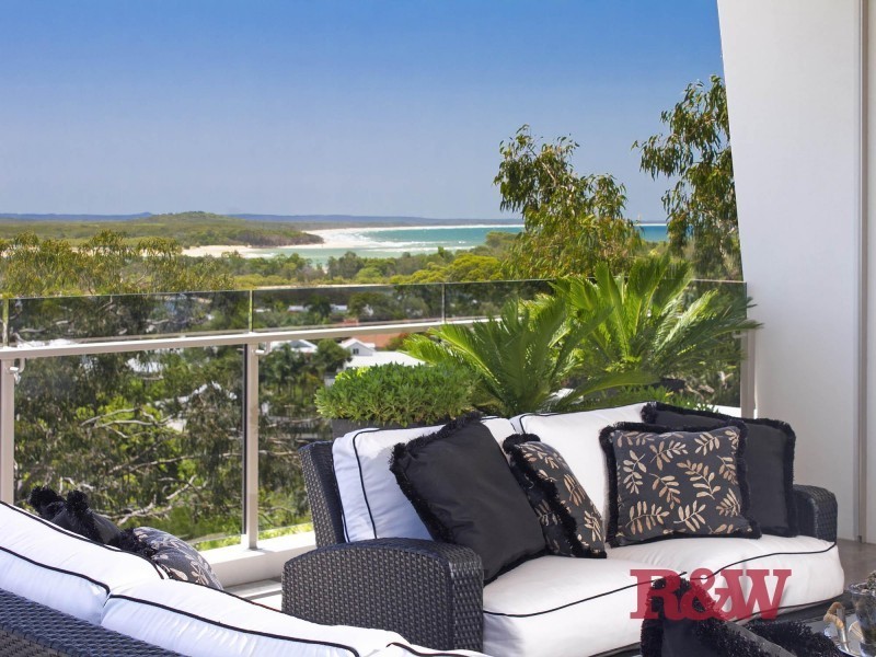 19/10 ‘Iluka Penthouse’ Serenity Close, Noosa Heads QLD 4567