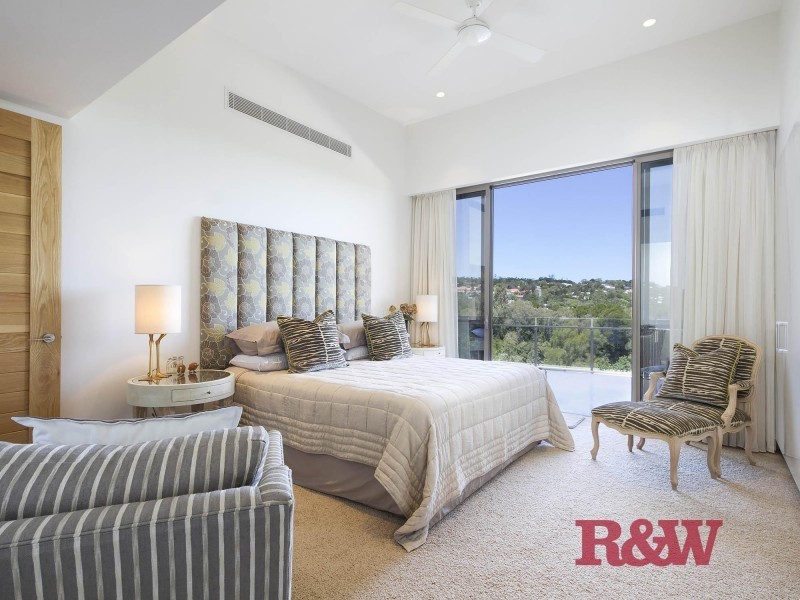19/10 ‘Iluka Penthouse’ Serenity Close, Noosa Heads QLD 4567