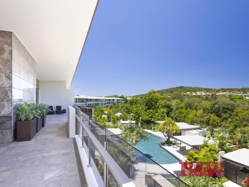 19/10 ‘Iluka Penthouse’ Serenity Close, Noosa Heads QLD 4567