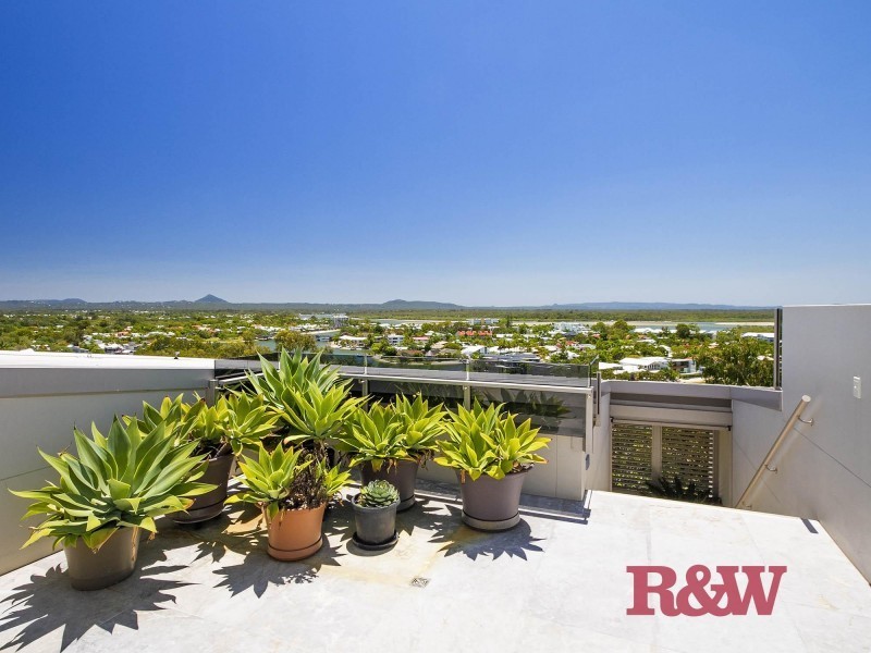 19/10 ‘Iluka Penthouse’ Serenity Close, Noosa Heads QLD 4567