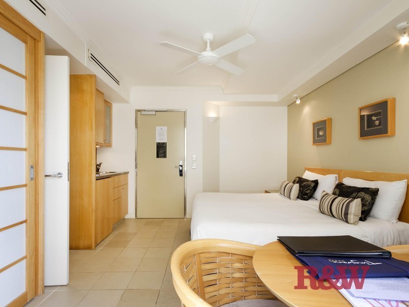 101.102/25  ‘Tingirana’ Hastings Street, Noosa Heads QLD 4567