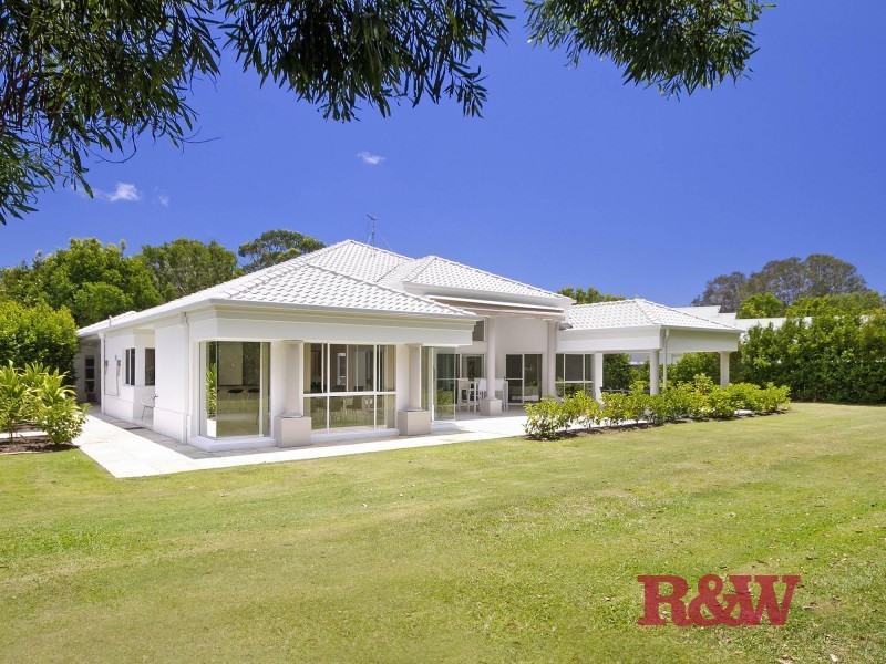 7 Habitat Place, Noosa Heads QLD 4567