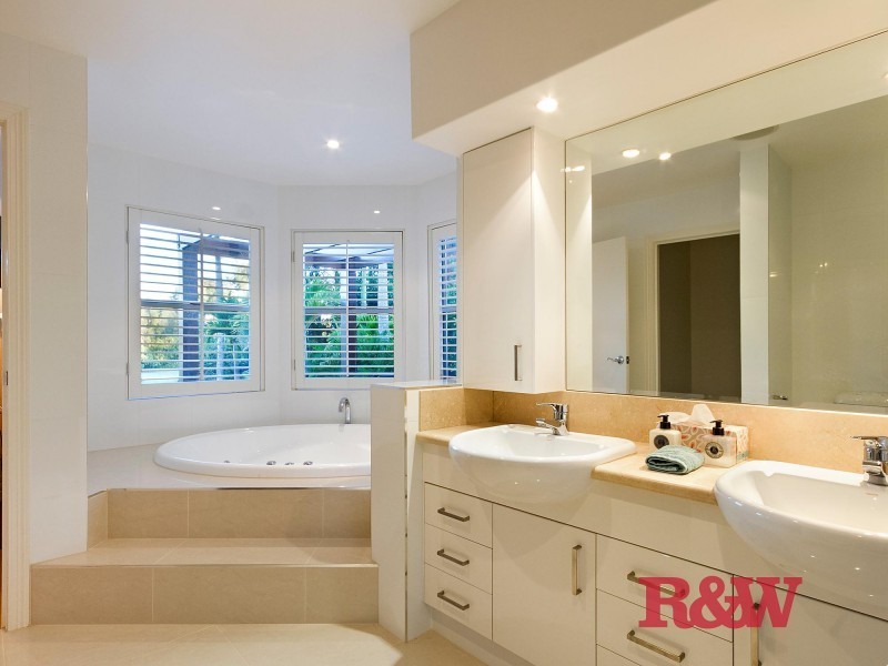 209/61 Noosa Springs Drive, Noosa Springs QLD 4567