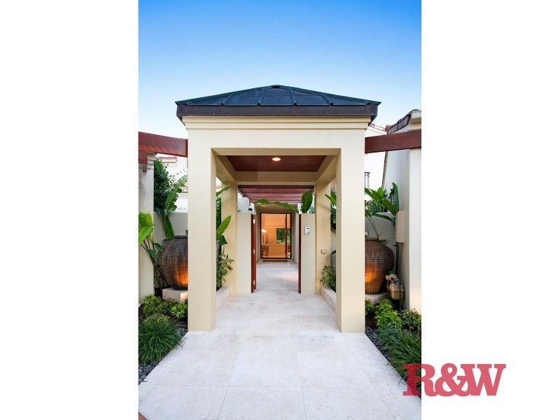 209/61 Noosa Springs Drive, Noosa Springs QLD 4567