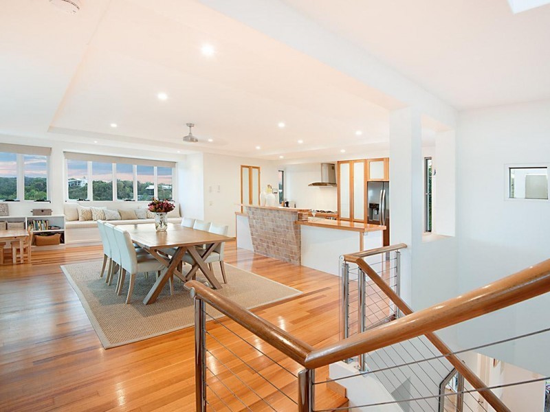 2 Driftwood Drive, Castaways Beach QLD 4567