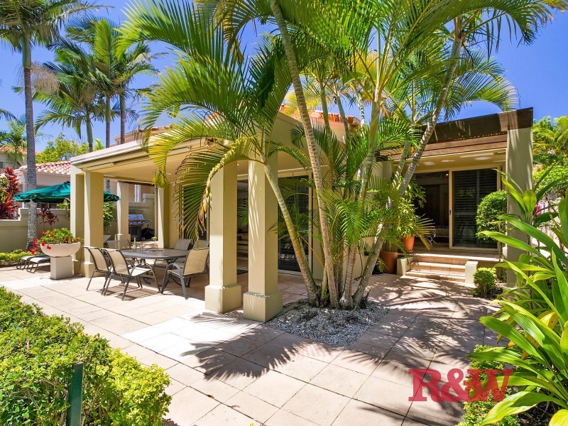 205/61  Noosa Springs Drive, Noosa Heads QLD 4567