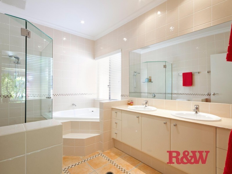 205/61  Noosa Springs Drive, Noosa Heads QLD 4567