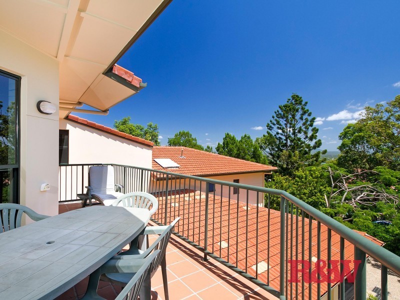 4/13 ‘Avenal’  Viewland Drive, Noosa Heads QLD 4567