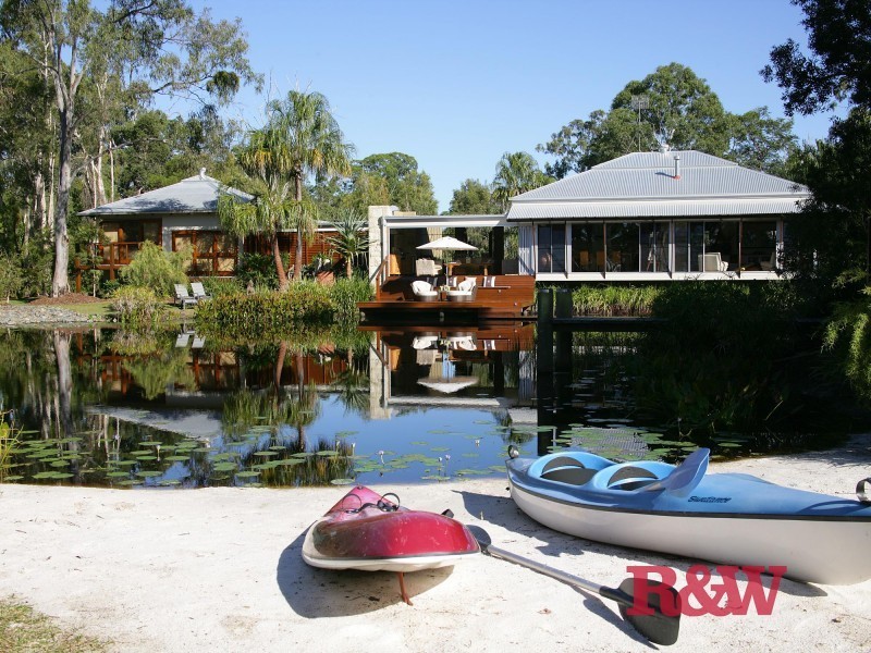 1A ‘Weycoola’ Lake Weyba Drive, Weyba Downs QLD 4562