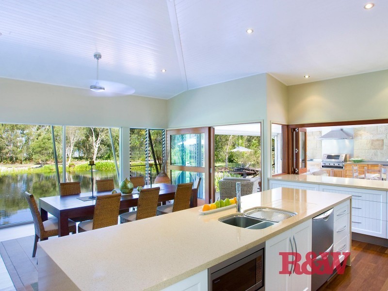 1A ‘Weycoola’ Lake Weyba Drive, Weyba Downs QLD 4562