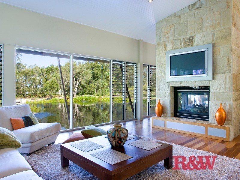 1A ‘Weycoola’ Lake Weyba Drive, Weyba Downs QLD 4562