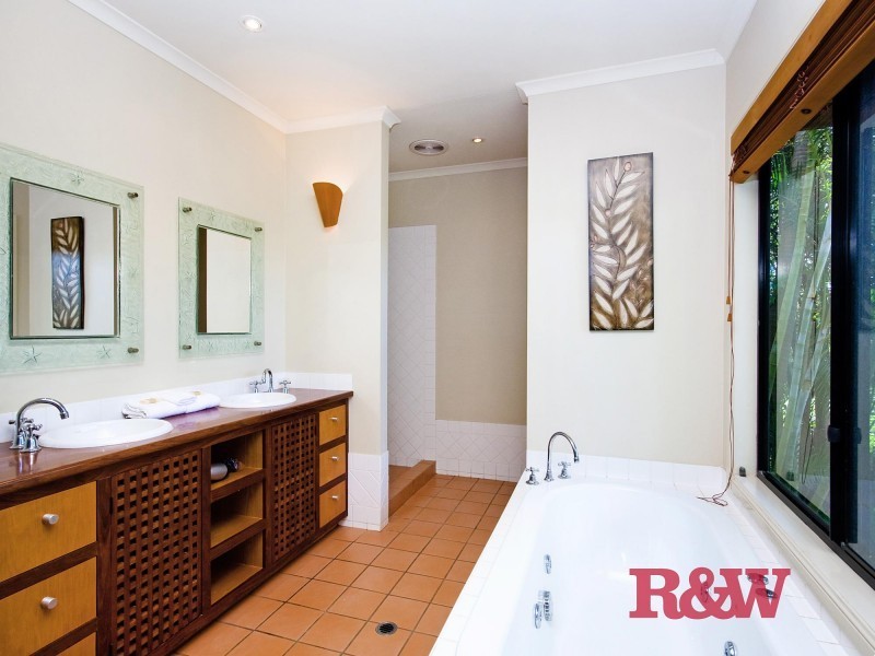 24  Enterprise Street, Sunshine Beach QLD 4567