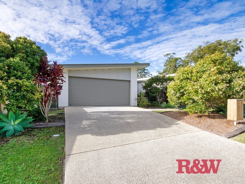 4 Shire Drive, Noosaville QLD 4566