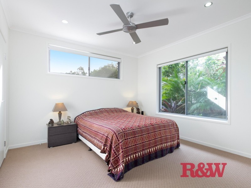 18 Berrima Row, Noosa Heads QLD 4567