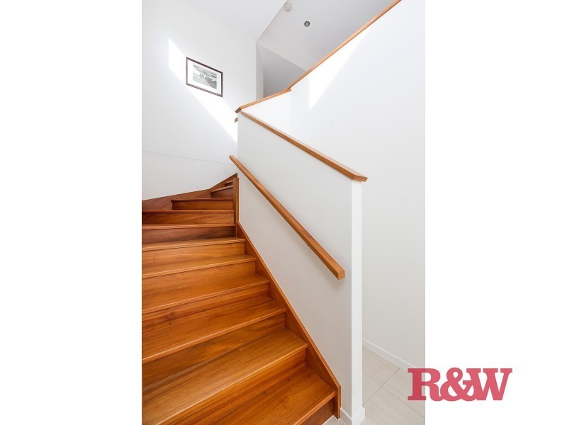 18 Berrima Row, Noosa Heads QLD 4567