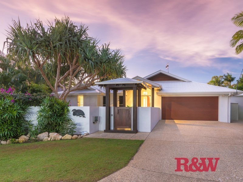 8 Pipi Crescent, Noosaville QLD 4566