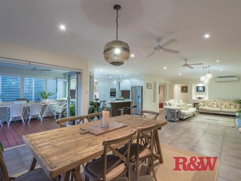 8 Pipi Crescent, Noosaville QLD 4566