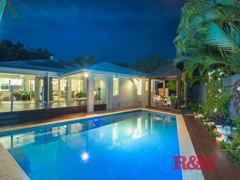 8 Pipi Crescent, Noosaville QLD 4566