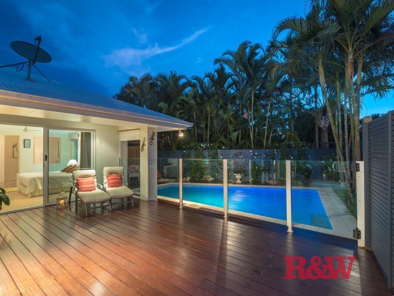 8 Pipi Crescent, Noosaville QLD 4566