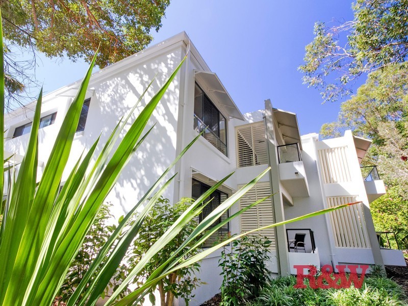 825/100 Resort Drive, Noosa Springs QLD 4567