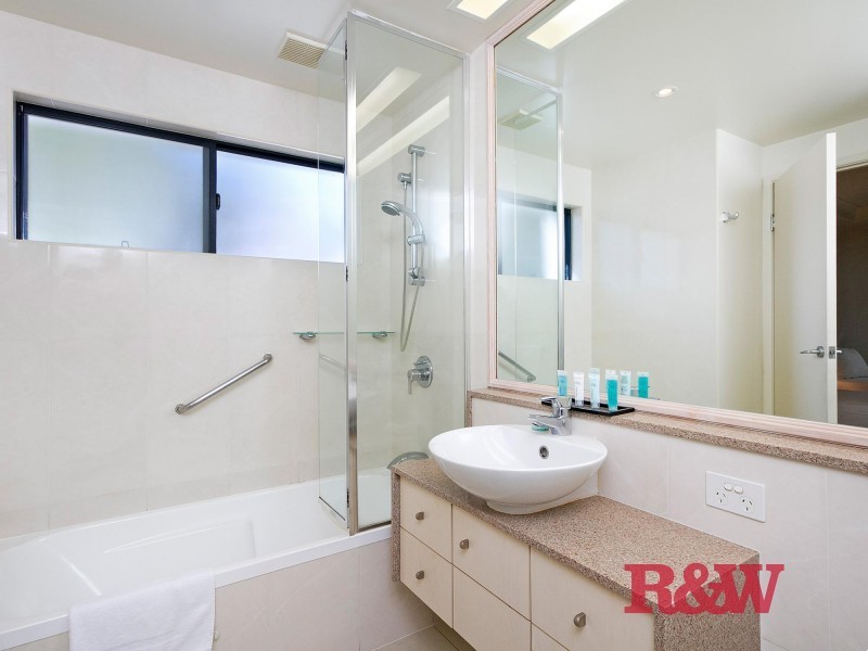 825/100 Resort Drive, Noosa Springs QLD 4567