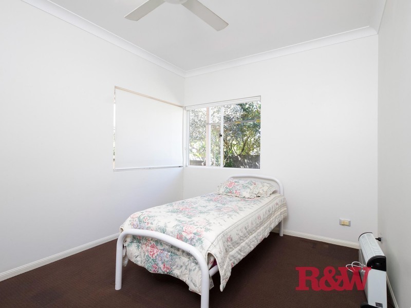 2/40  Orealla Crescent, Sunrise Beach QLD 4567