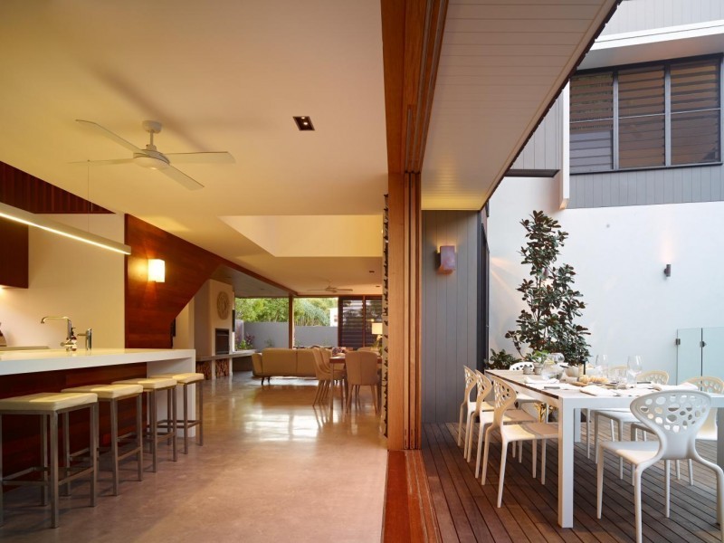 10 Ross Crescent, Sunshine Beach QLD 4567