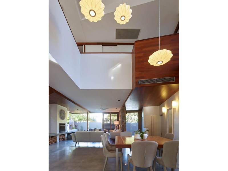 10 Ross Crescent, Sunshine Beach QLD 4567