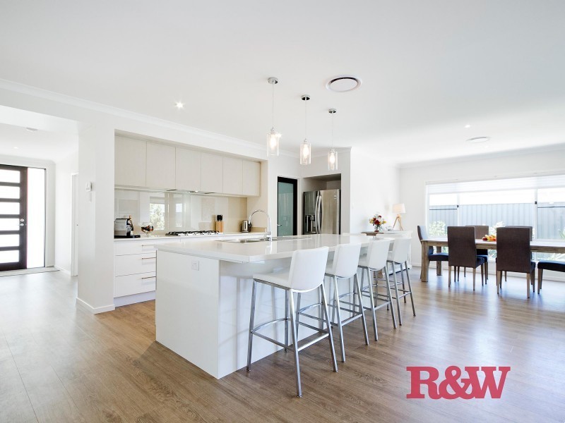 25 Honey Myrtle Road, Noosa Heads QLD 4567